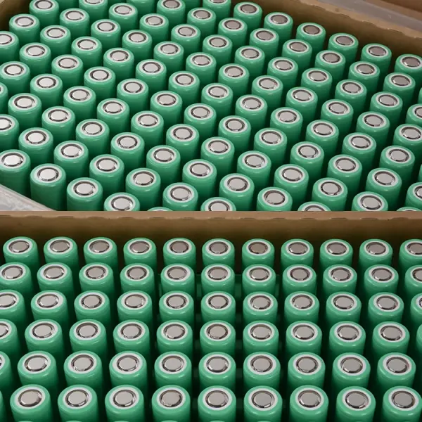 (China stocks) INR21700 5000mAh 3.6V li-ion battery cell (China stocks) INR21700 5000mAh 3.6V li-ion battery cell