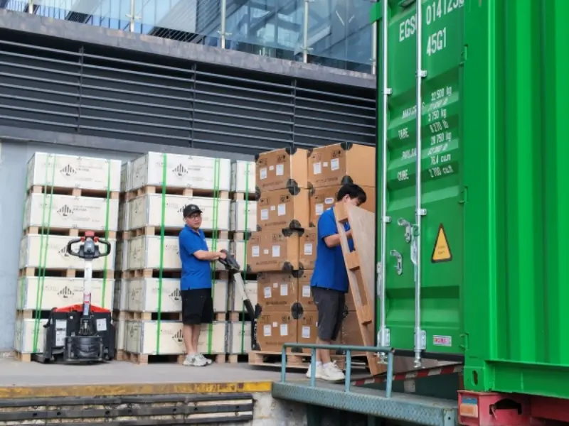 ZZ48300M shipping package