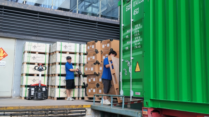 ZZ48300WM shipping package
